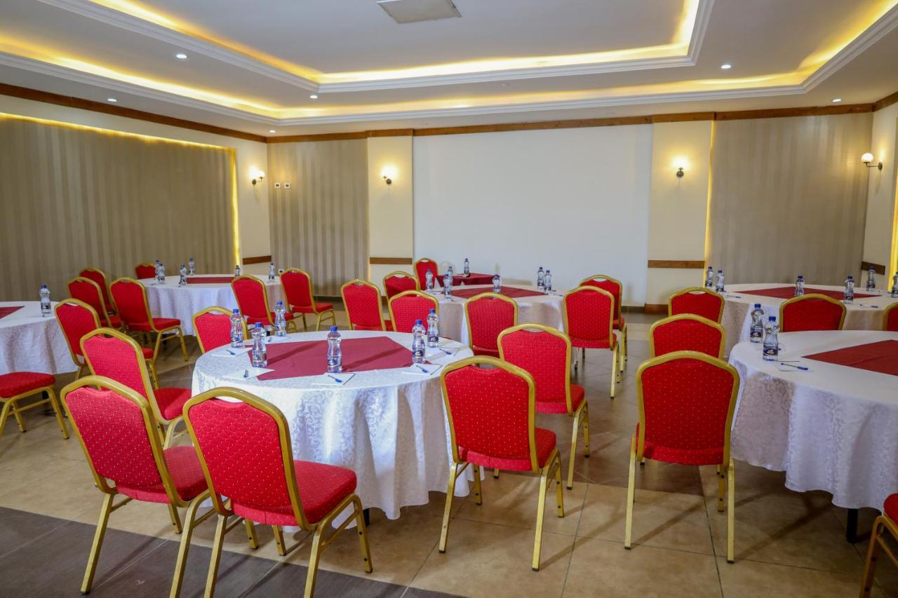 Yaya Africa Athletics Village Sululta المظهر الخارجي الصورة